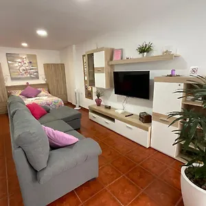 Slam Apartment